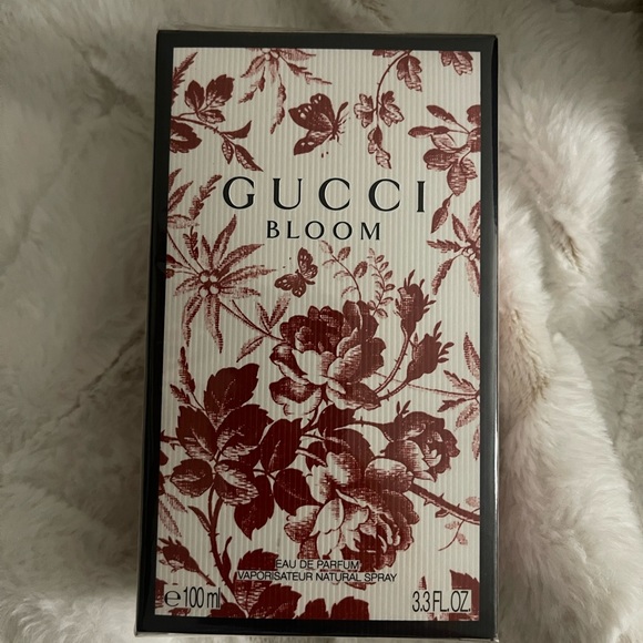 Gucci Bloom Parfum - Picture 1 of 2